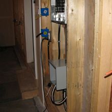 Westlake Village electricians photo 12